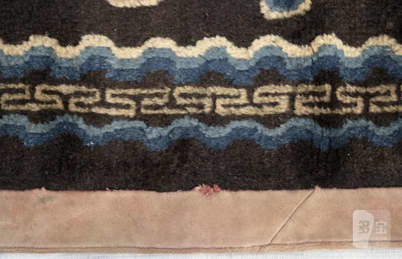 A pair of dragon rugs - 图8